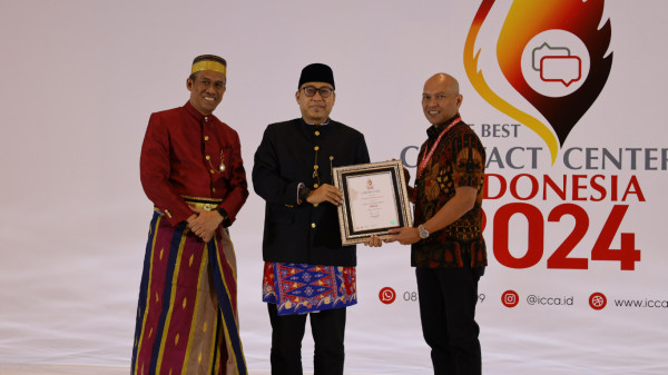 pam-jaya-buktikan-pelayanan-terbaik-dengan-meraih-empat-penghargaan-dalam-lomba-the-best-indonesian-contact-center-2024-KbL5Y